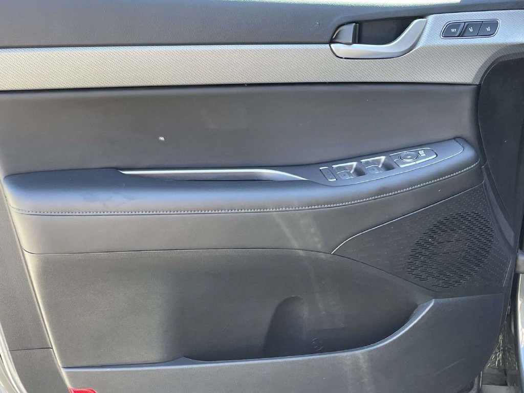 Certified 2025 Hyundai Palisade SEL FWD image 15