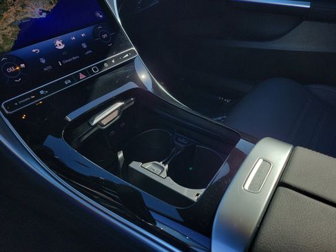 Certified 2025 Mercedes-Benz C 300 Sedan image 26