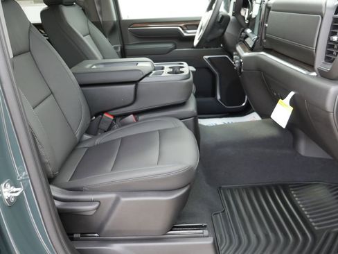 New 2026 Chevrolet Silverado 3500 LT w/ All Star Edition AWD/4WD image 20