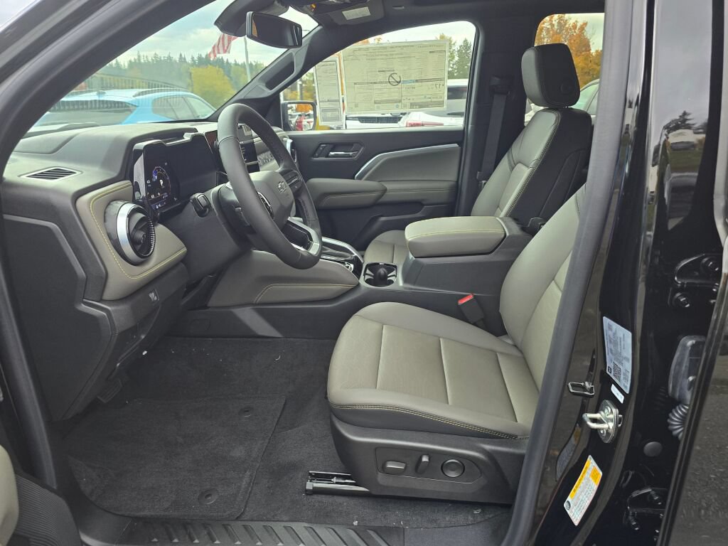 New 2026 Chevrolet Colorado ZR2 w/ Midnight Edition AWD/4WD image 21