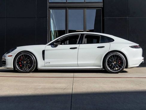 Used 2020 Porsche Panamera GTS image 48