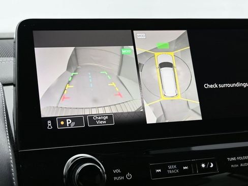 Used 2024 Nissan Armada Platinum w/ Captain's Chairs Package image 16