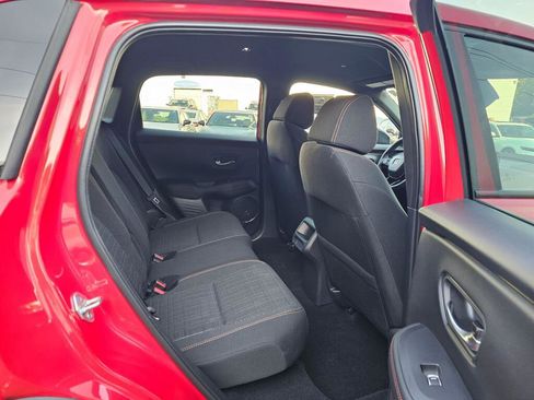 Certified 2025 Honda HR-V Sport image 11