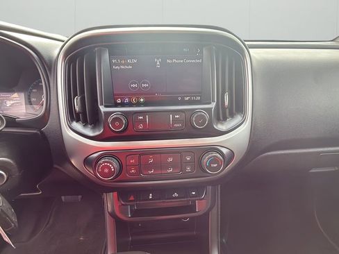 Used 2020 Chevrolet Colorado LT w/ LT Convenience Package image 22