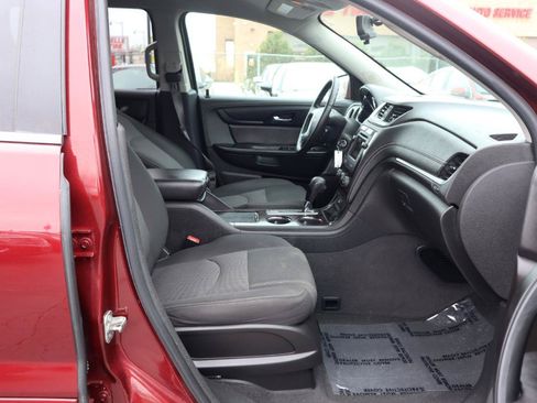 Used 2017 Chevrolet Traverse LT AWD/4WD image 9