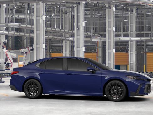 New 2026 Toyota Camry SE FWD image 17