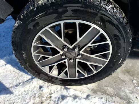 Used 2022 Jeep Wrangler Unlimited Sahara image 10