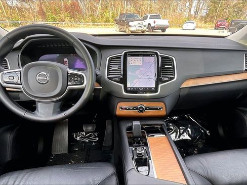 Used 2024 Volvo XC90 B6 Plus w/ Protection Package Premier image 15