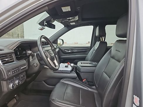 Used 2023 GMC Yukon Denali w/ Max Trailering Package image 16