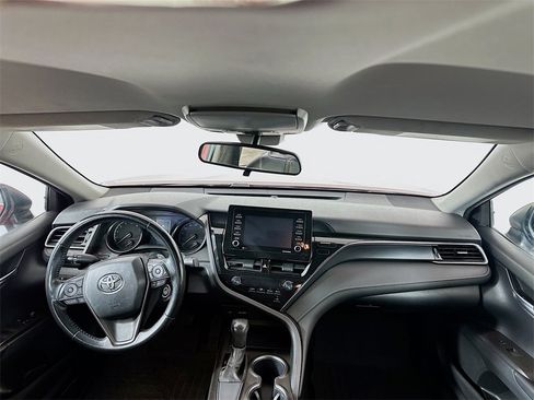 Used 2021 Toyota Camry SE image 22