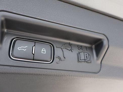 New 2026 Ford Explorer Active AWD/4WD image 18