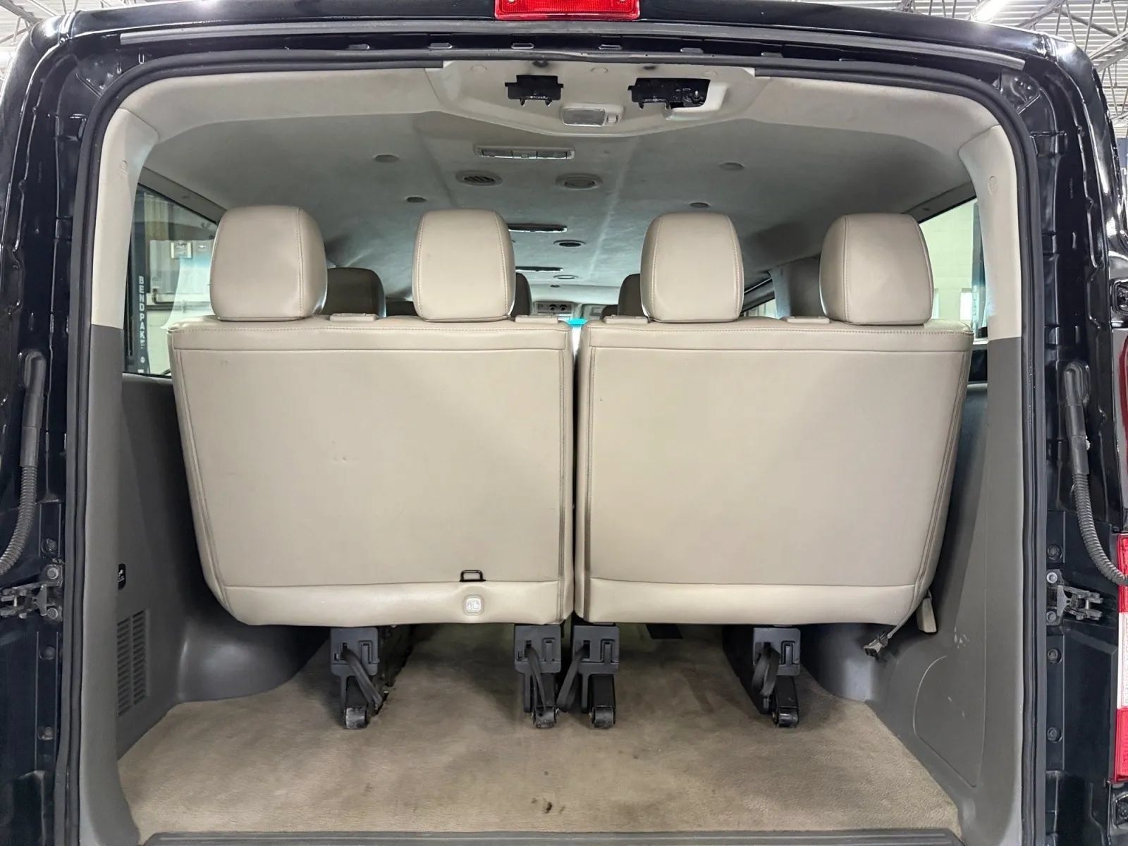 Used 2015 Nissan NV 3500 SL w/ Technology Package RWD image 28