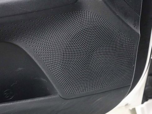 Used 2024 Kia Forte LXS w/ LXS Technology Package image 17