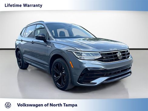 Used 2023 Volkswagen Tiguan SE R-Line FWD image 1