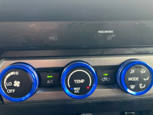 Used 2019 Toyota Tacoma SR w/ SX Package AWD/4WD image 25