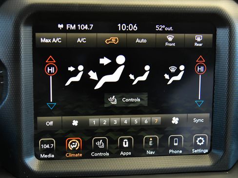 Used 2023 Jeep Wrangler Sahara w/ Cold Weather Group image 25