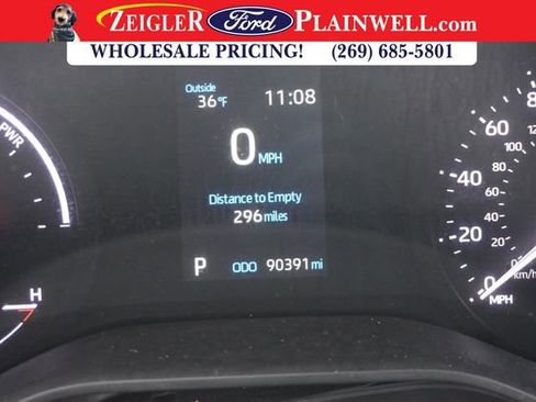 Used 2021 Toyota Sienna LE image 28