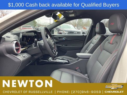 New 2026 Chevrolet Trax RS w/ Driver Confidence Package FWD image 4