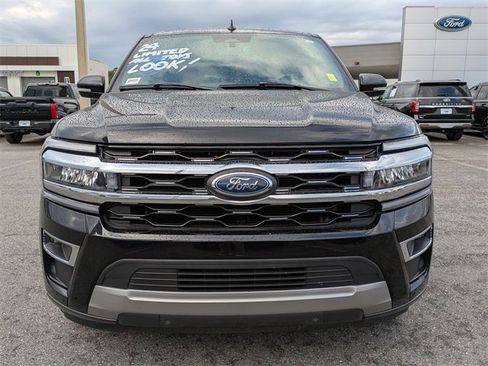 Certified 2024 Ford Expedition Limited image 9