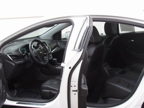Used 2017 Chevrolet Volt Premier w/ Driver Confidence II Package image 11
