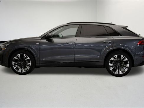 New 2026 Audi Q8 Premium Plus image 2