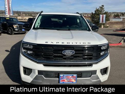 New 2025 Ford Expedition Max Platinum w/ Platinum Ultimate Package image 9