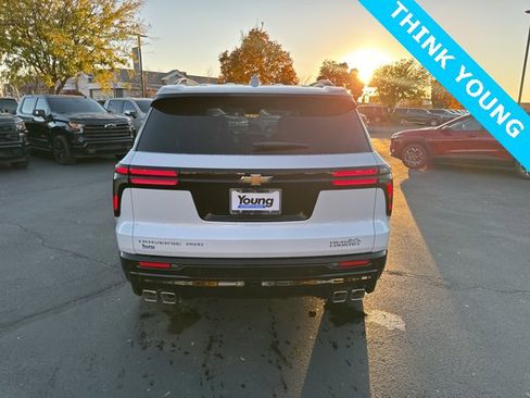 New 2026 Chevrolet Traverse High Country image 6