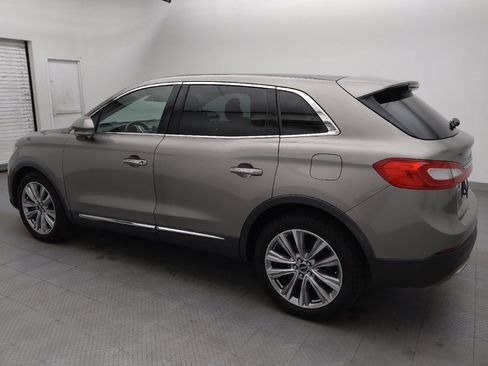 Used 2017 Lincoln MKX Reserve w/ Lincoln MKX Climate Package AWD/4WD image 3