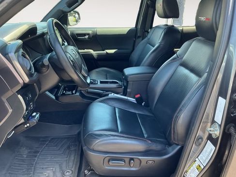 Used 2020 Toyota Tacoma TRD Pro AWD/4WD image 10