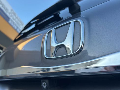 Used 2017 Honda Pilot Touring image 21