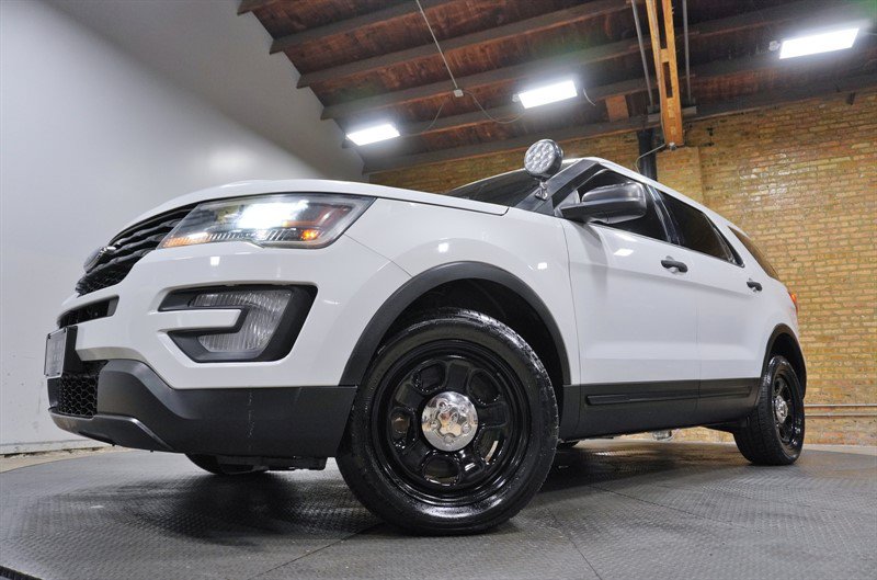 Used 2017 Ford Explorer 4WD Police Interceptor w/ Ultimate Wiring Package image 3