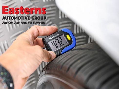 Used 2023 Tesla Model 3 Standard Range RWD image 23