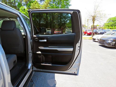 Used 2021 Toyota Tundra SR5 image 18