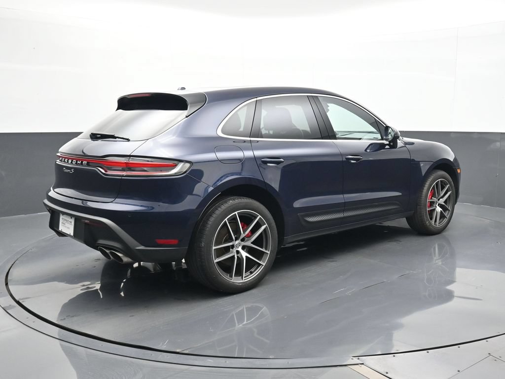 Certified 2023 Porsche Macan S AWD/4WD image 24