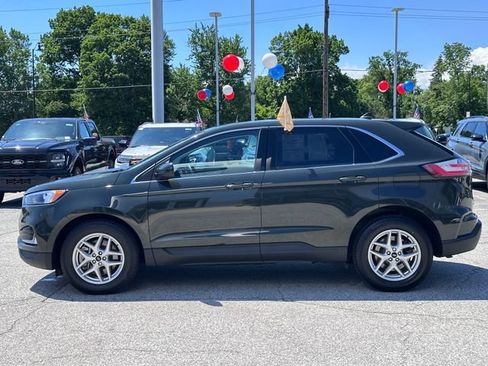 Certified 2023 Ford Edge SEL w/ Convenience Package AWD/4WD image 4