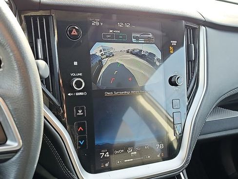 Used 2022 Subaru Outback Premium image 18