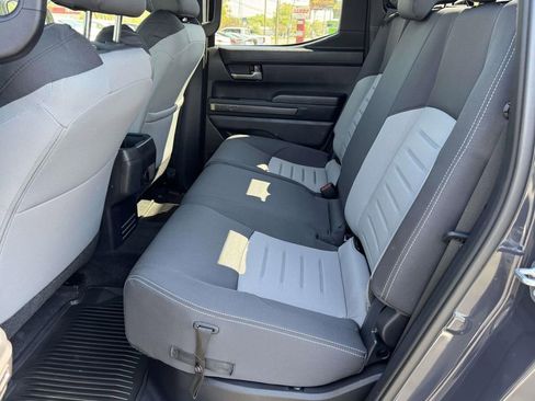 Used 2025 Toyota Tacoma TRD Sport image 17