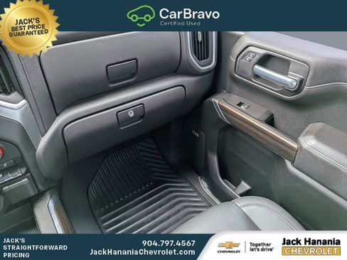 Certified 2021 Chevrolet Silverado 1500 RST w/ Convenience Package II AWD/4WD image 17