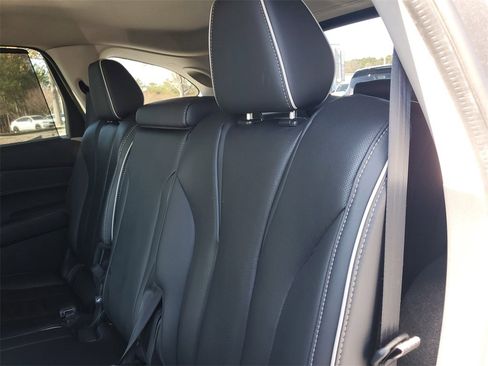 Certified 2023 Acura MDX SH-AWD w/ Advance Package image 16