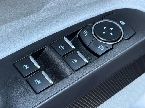 New 2026 Ford Maverick XLT image 33