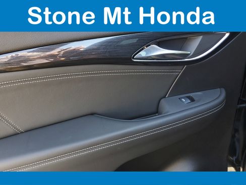 Used 2022 Buick Envision Essence w/ Technology Package I image 14