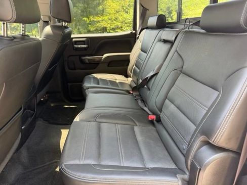 Used 2016 GMC Sierra 2500 Denali w/ Duramax Plus Package AWD/4WD image 30