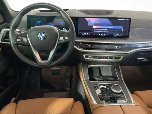 Certified 2025 BMW X5 sDrive40i image 13
