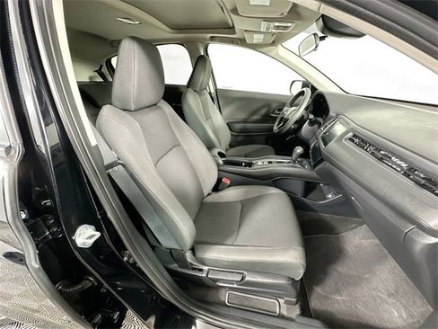 Used 2022 Honda HR-V EX image 28