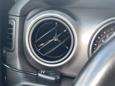 Used 2020 Jeep Wrangler Unlimited Sport S image 10