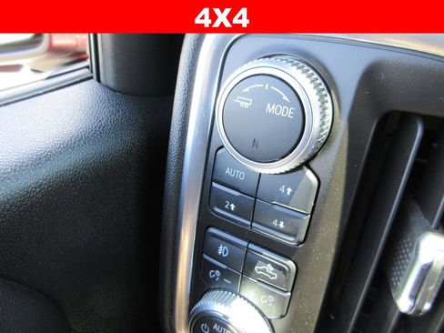 Certified 2020 GMC Sierra 1500 AT4 w/ AT4 Premium Package AWD/4WD image 33