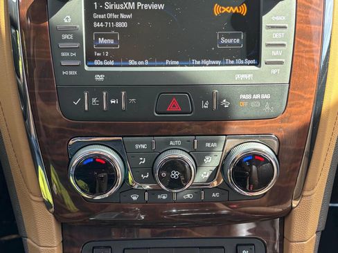 Used 2017 Buick Enclave Premium w/ Experience Buick Package AWD/4WD image 30