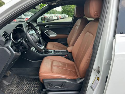 Used 2022 Audi Q3 2.0T Premium Plus w/ Premium Plus Package AWD/4WD image 16