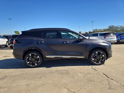 New 2026 Kia Sportage SX AWD/4WD image 9