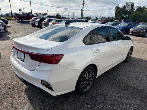 Used 2024 Kia Forte LXS w/ LXS Technology Package FWD image 5
